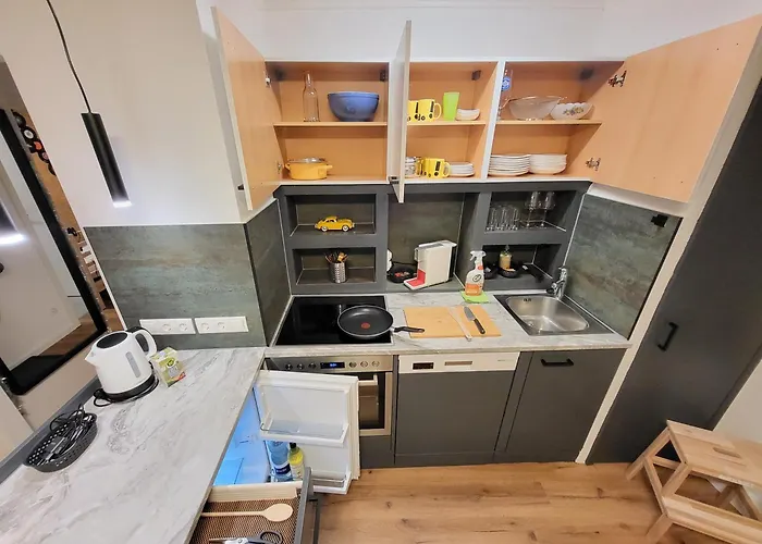 Апартаменти Stilvoll Renoviertes 50m2 In Gruenlage - Ganze