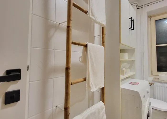 Stilvoll Renoviertes 50m2 In Gruenlage - Ganze Апартаменти Грац